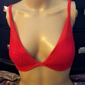 Victoria Secret Red Lace Plunge Bra 32DD New without tags